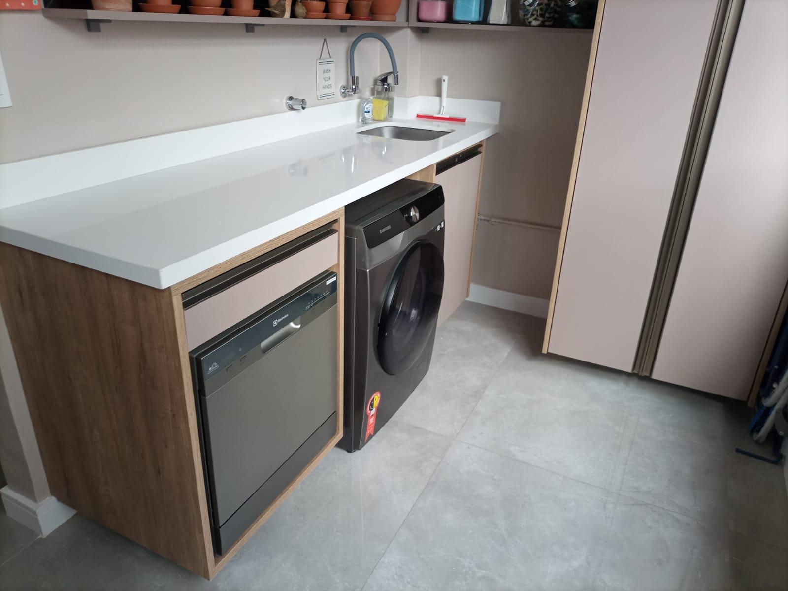 Armário lavanderia